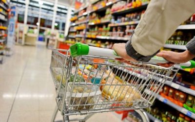 Confianza de los consumidores en baja se acerca al punto neutral