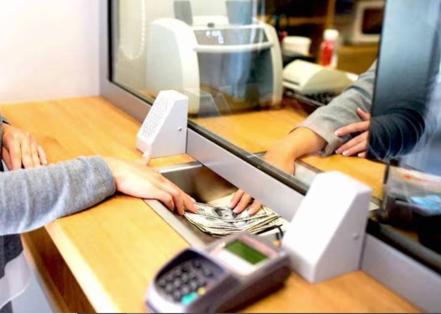 (La Nación) Mayor circulante en la economía incide positivamente en la liquidez bancaria