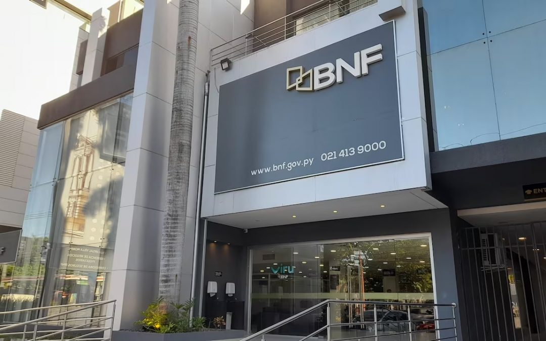 (La Nación) Designan a Santiago De Filippis como nuevo miembro titular del Directorio del BNF