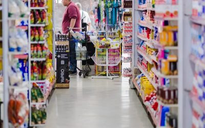 Índice de confianza del consumidor brasileño sube por segundo mes consecutivo