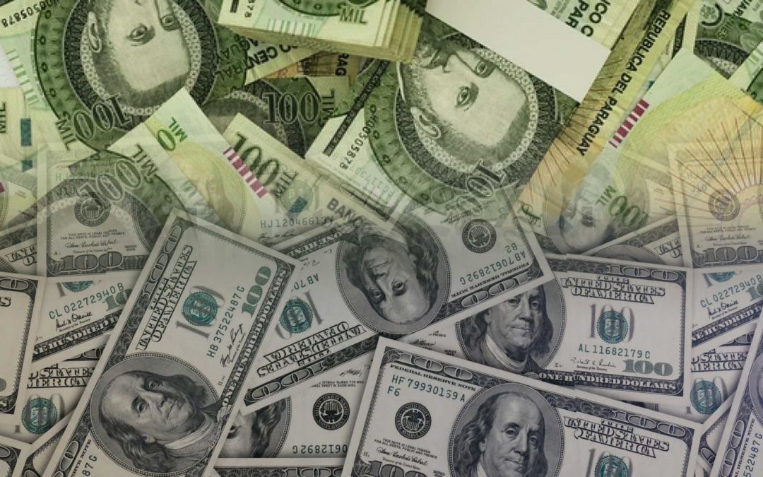 Tipo de cambio referencial supera Gs.7.680/USD al cierre de agosto