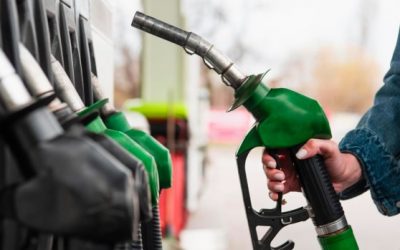 Uruguay y Chile tienen los precios más altos por litro de gasolina en la región