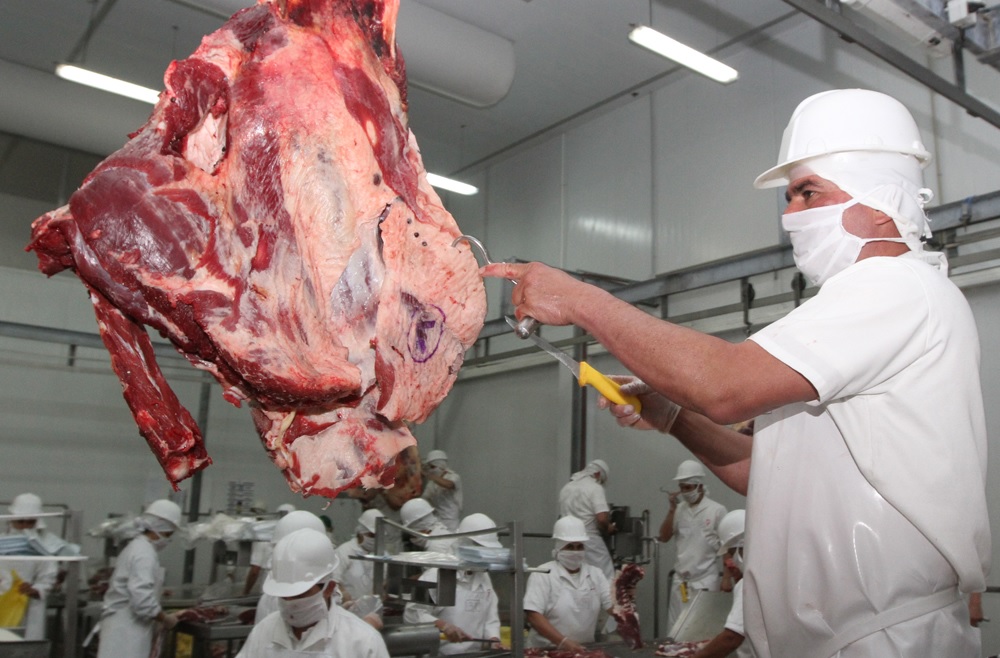 Exportaciones de carne bovina aumentan por mayor volumen y mejores precios​