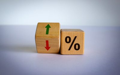 Tasas para préstamos bajan mientras las de los ahorros suben interanualmente