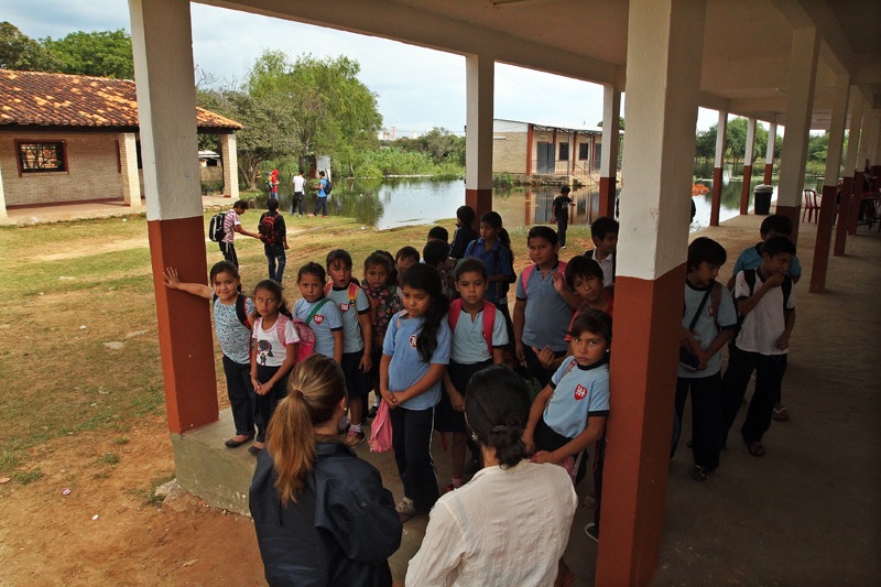 Paraguay avanza en educación, aunque persisten desafíos​