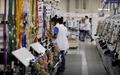 Producción industrial de Brasil desciende ligeramente en febrero