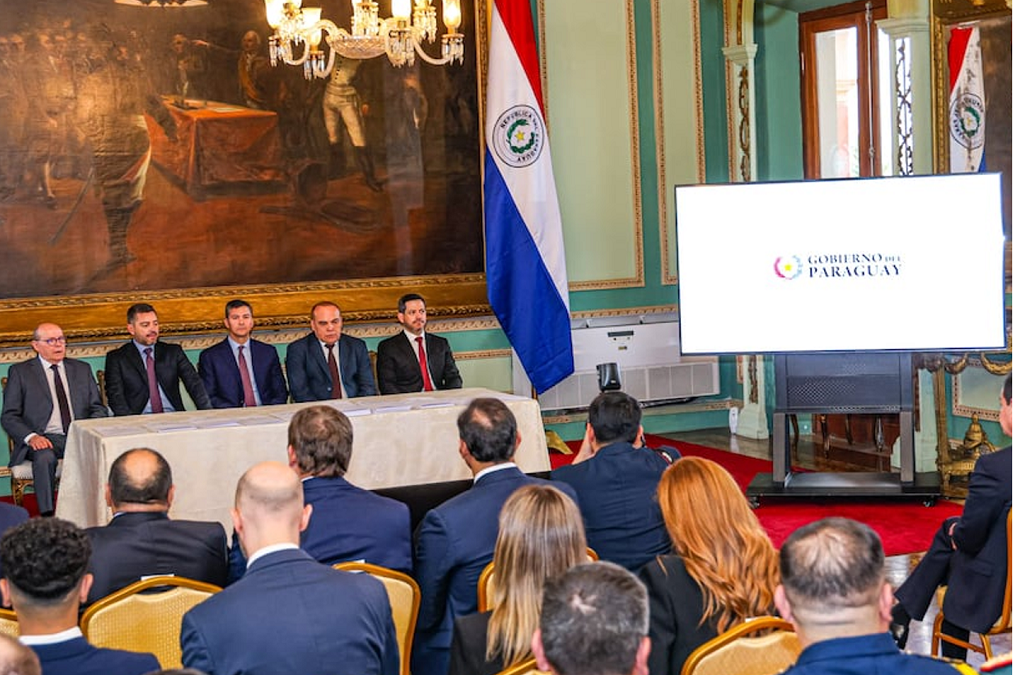 El Ejecutivo propone reformas para atraer inversión y mejorar la administración estatal