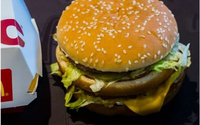 El Índice Big Mac expone monedas caras en Latinoamérica y alerta sobre la competitividad