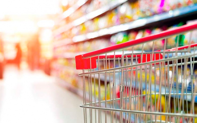 Confianza del consumidor retrocede interanualmente y se ubica en zona de pesimismo