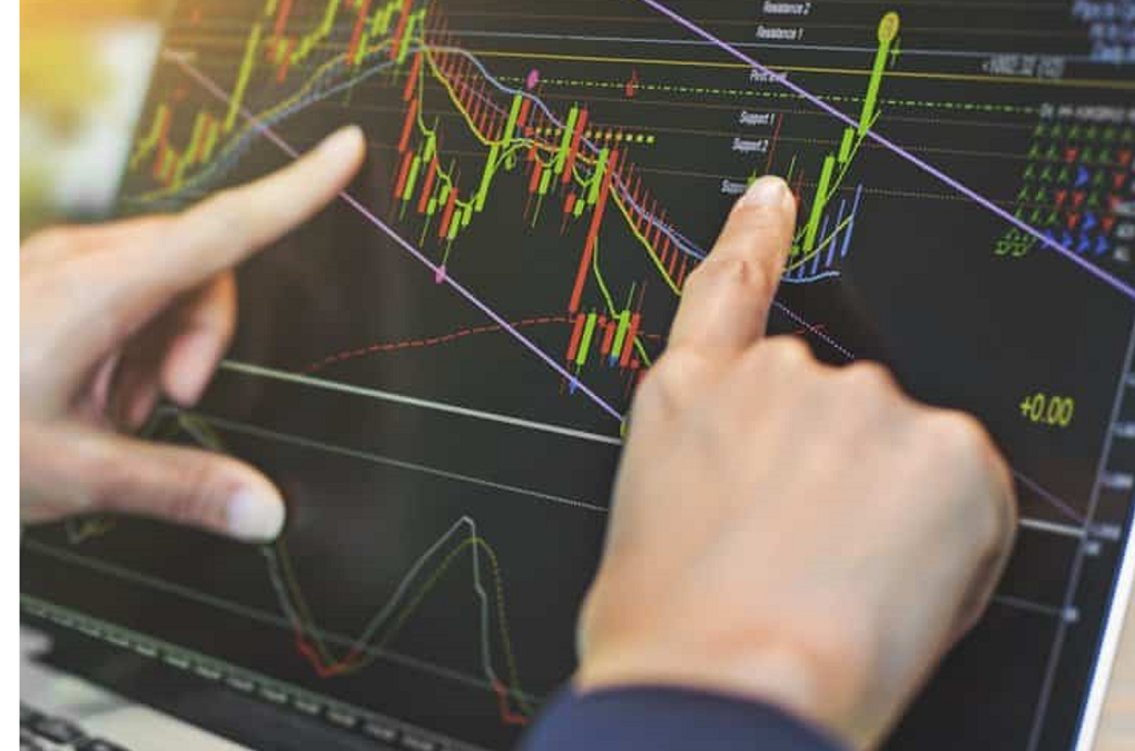 Mercado bursátil crece en julio a su mayor ritmo mensual del 2025