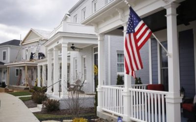 Ventas minoristas en EE.UU crecen, en medio de riesgos por empleo débil e inflación