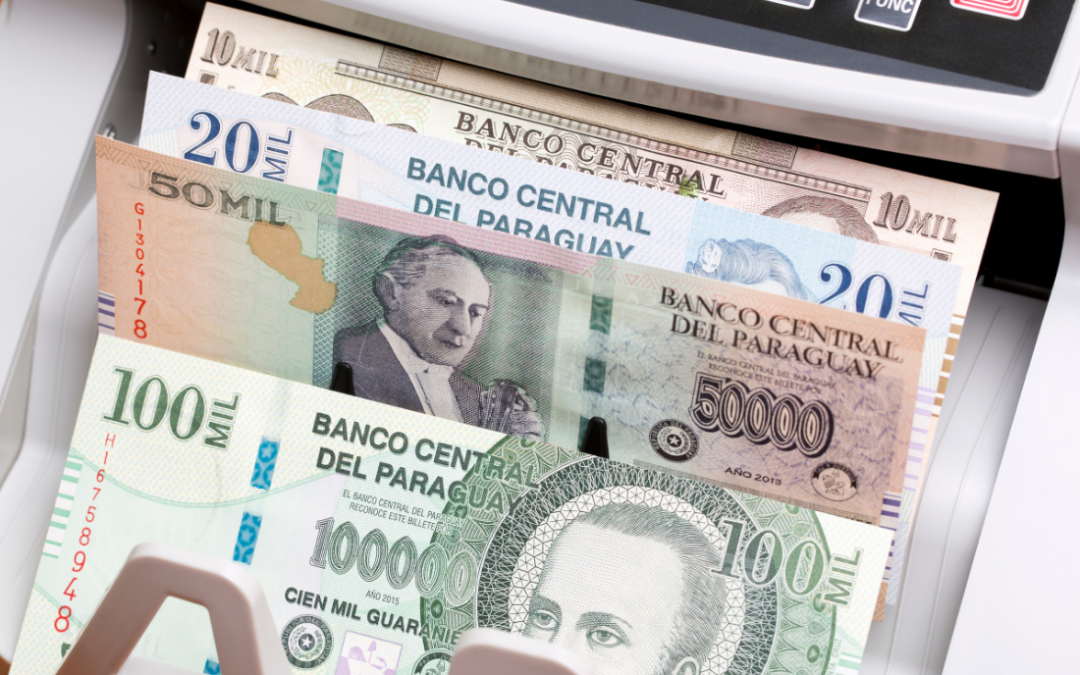 Depósitos en guaraníes superan a los en dólares liderando el crecimiento