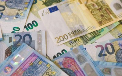 Servicios y nuevos pedidos dinamizan actividad económica en la Zona Euro