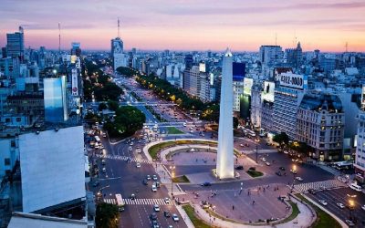 Mercado laboral en Argentina: leves mejoras, en medio de debate por reforma