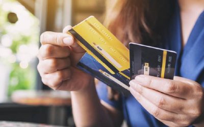 El saldo de tarjetas crece mas que el número de plásticos​