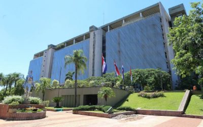 BCP fija nuevos límites de tasas para préstamos y tarjetas de crédito