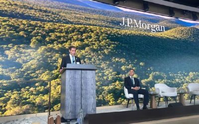 JP. Morgan destaca el crecimiento económico aunque señala desafíos a futuro​.